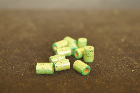 Bead, painted wood (coated), green textured hand-cut cylinder - 80pc x 0.5cm x 1cm - $0.5 per 5 piece