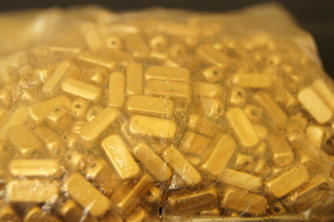 Square Cylinder (1.1cm x 0.5cm) per 10 pcs
