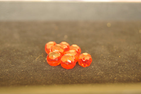 Plastic red glossy multi-facet 0.5cm round - 3pc
