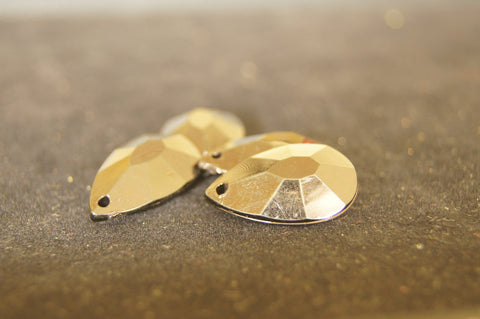 Plastic black glossy multi-facet pear-shaped pendant 2.5cm x 1.5cm - 2pc